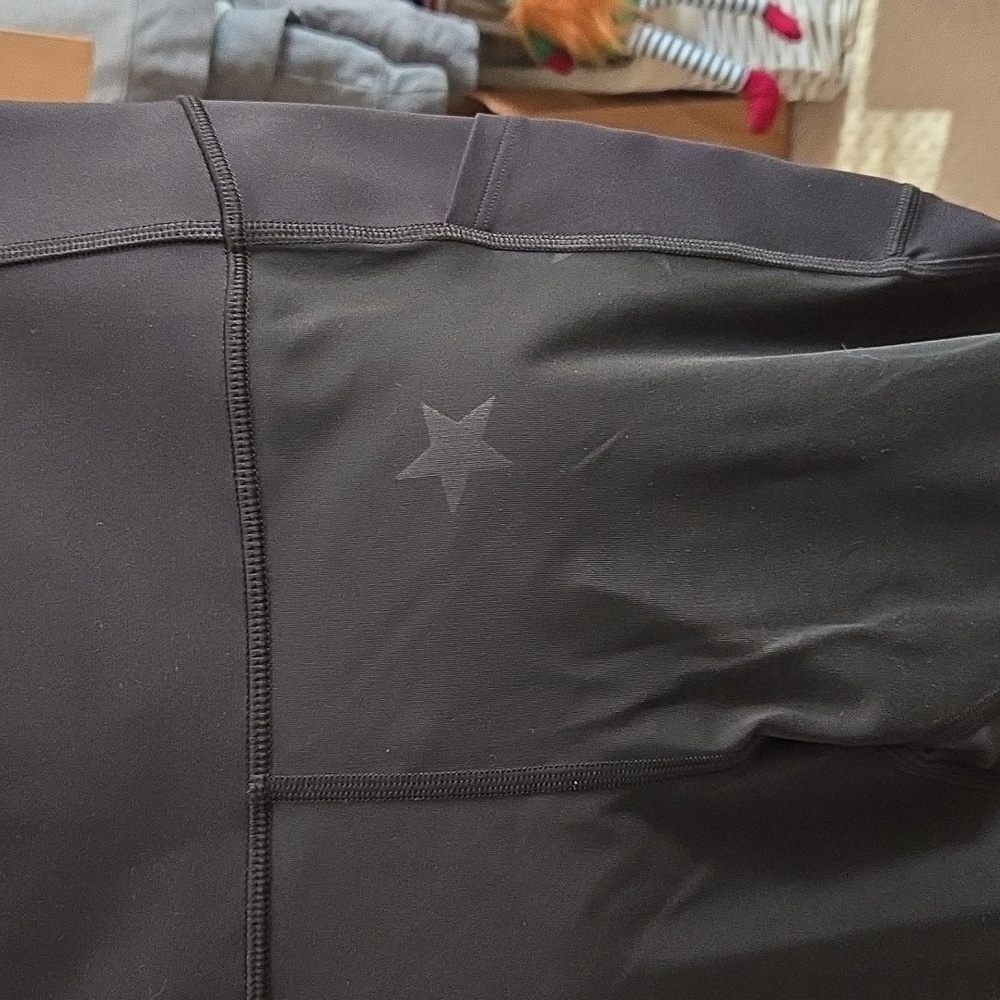 Womens Gapfit Compression Leggings - size L